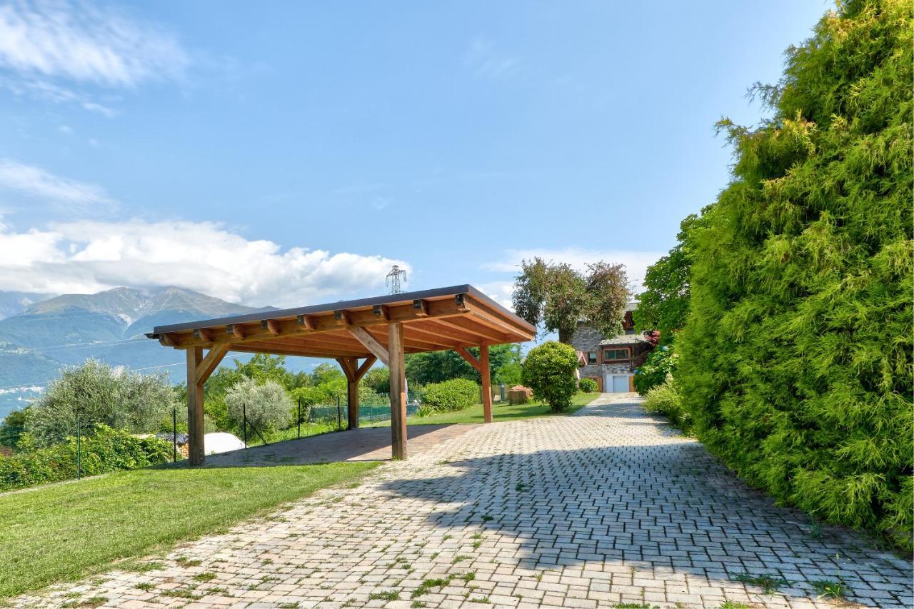 Chalet Con Piscina E Vista Panoramica Colico Buitenkant foto